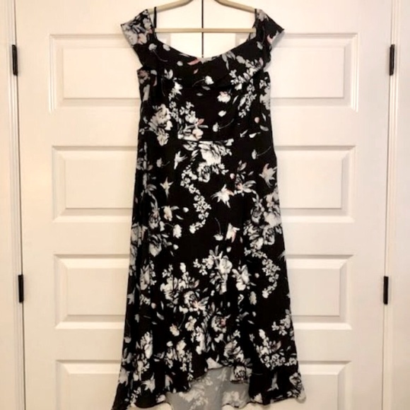 NWT CITY CHIC Seville Black Flower Time Ruffle Neck Sleeveless Midi Dress SZ 16 - Picture 2 of 6